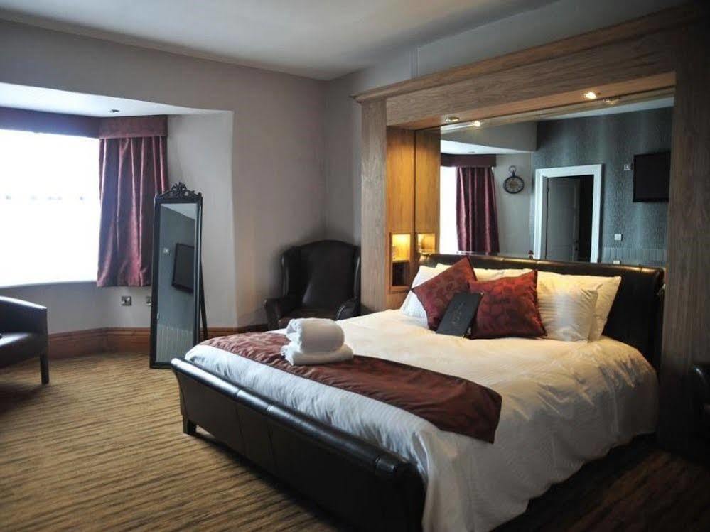 The Warwick Arms Hotel Chew Magna Ngoại thất bức ảnh